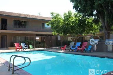 Main picture of Medallion Court