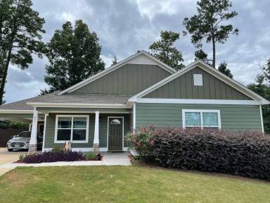 Main picture of 821 Bristol Ct