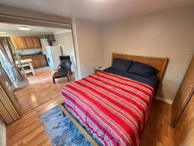 Main picture of 327 Woodland Park