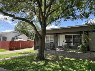 Main picture of 213 Arvin Dr