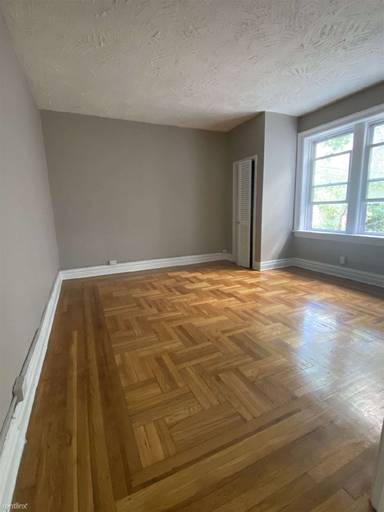 Main picture of 257 Grant Ave