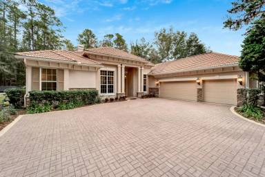 Main picture of 609 SE 47th Loop