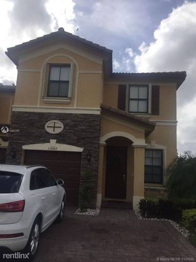 Main picture of 11604 NW 87th Ln