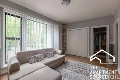 Main picture of 5451 S Cornell Ave