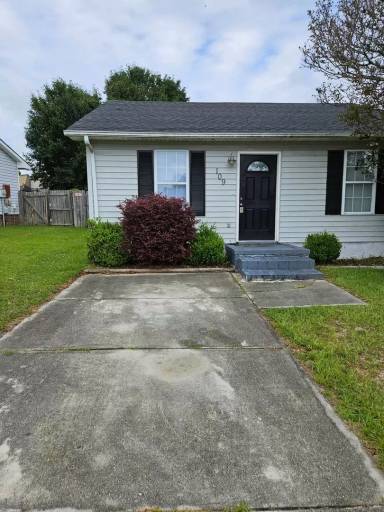 Main picture of 109 Creekview Dr