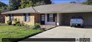 Main picture of 303 Brunswick Pl