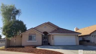 Main picture of 2501 W Fruitvale Ave