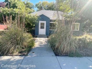 Main picture of 3304 N 36th St