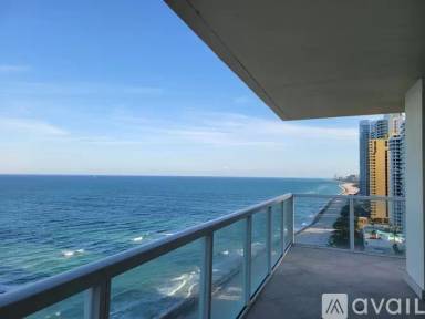 Main picture of La Perla Condo