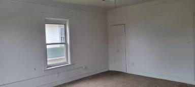 Main picture of 349 E 4th St