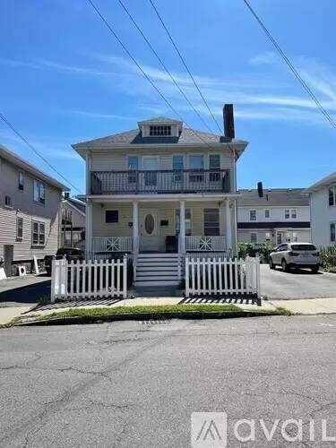 Main picture of 40 Woodbine St