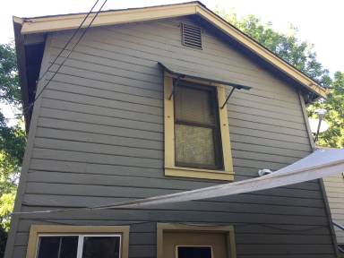 Main picture of 484 1/2 E 3rd Ave