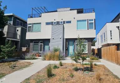 Main picture of 1391 Xavier St