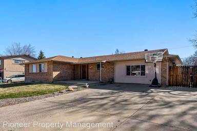 Main picture of 10466 Pompey Way