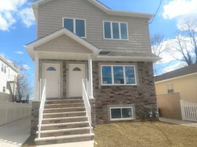 Main picture of 68 Driggs St