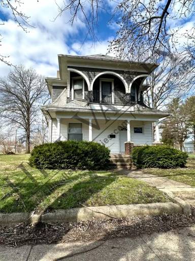 Main picture of 416 N 13th St
