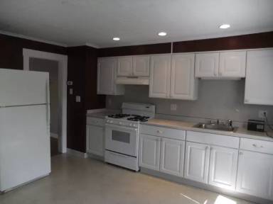 Main picture of 63 Hillcrest Rd