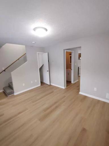 Main picture of 31 Hurley St