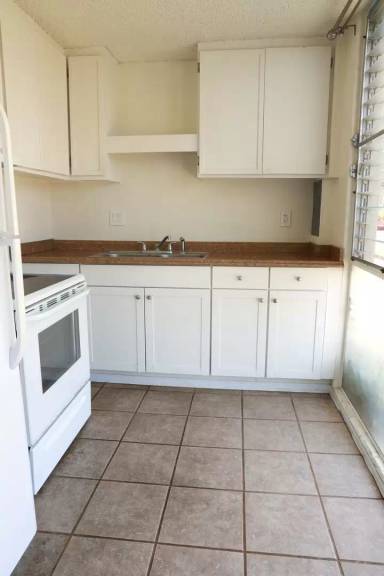 Main picture of 936 Lehua Ave