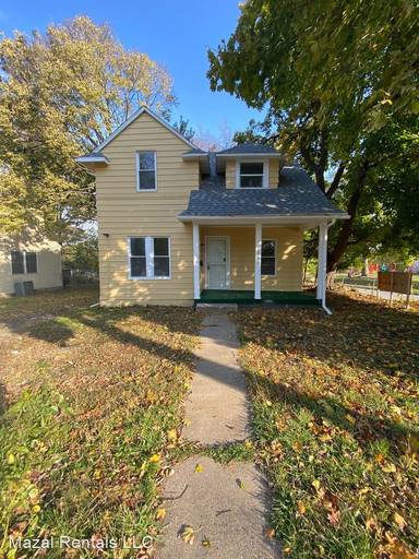 Main picture of 1301 College Ave