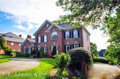 Main picture of 3400 Willow Wind Dr