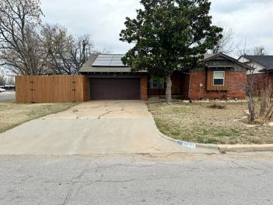 Main picture of 2833 Kent Dr