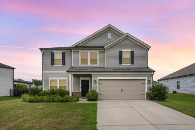 Main picture of 8604 Caruthers Dr