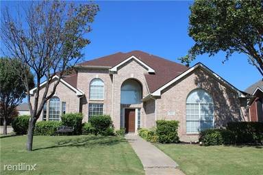 Main picture of 3845 Gillespie Dr