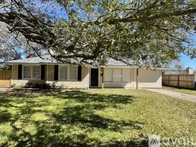 Main picture of 448 Linda Cir