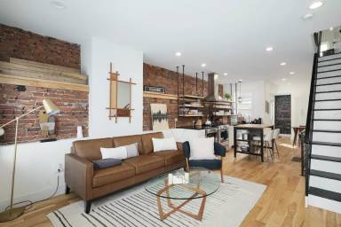 Main picture of 2223 Taggert St