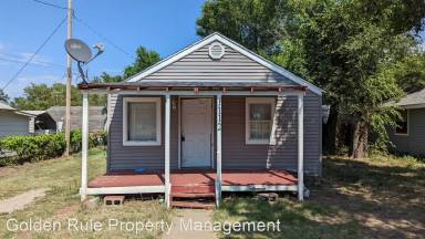 Main picture of 1112 S Walnut St