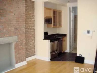 Main picture of 44 Avenue B