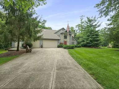 Main picture of 7832 Country Brook Ln