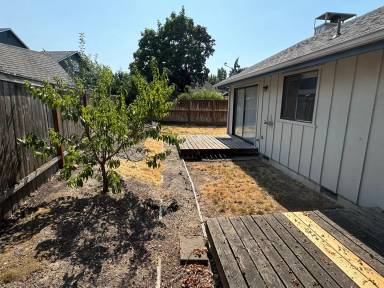 Main picture of 1798 Balboa St