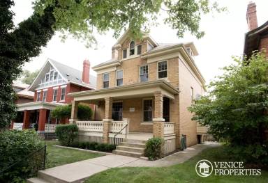 Main picture of 198 E Norwich Ave - B