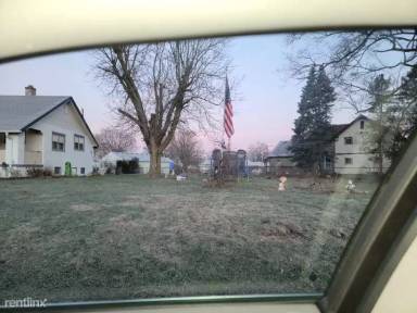 Main picture of 2838 S Fleming St