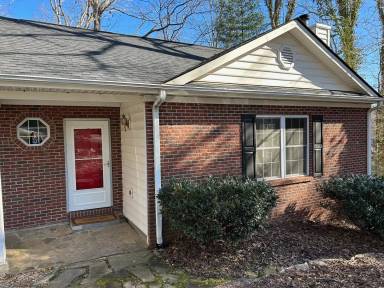 Main picture of 66 Foxberry Dr