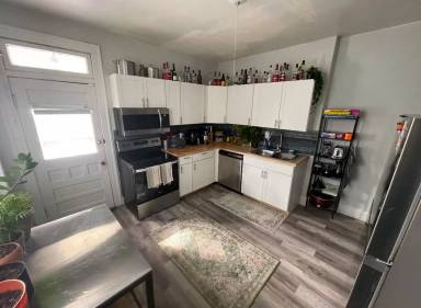 Main picture of 119 W Patterson Ave