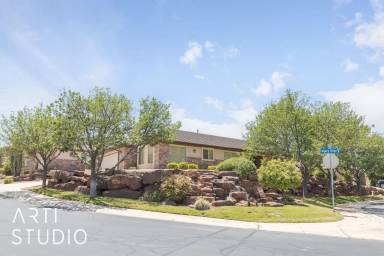 Main picture of 2072 S Legacy Dr