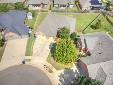 Main picture of 16324 Vallejo Pl