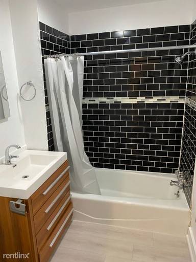 Main picture of 543 N Virgil Ave
