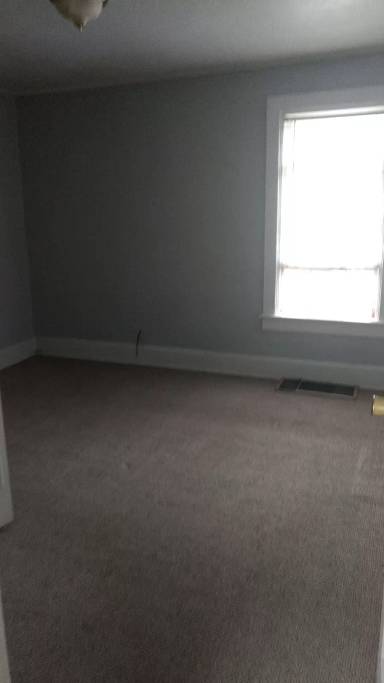 Main picture of 304 S 9th St