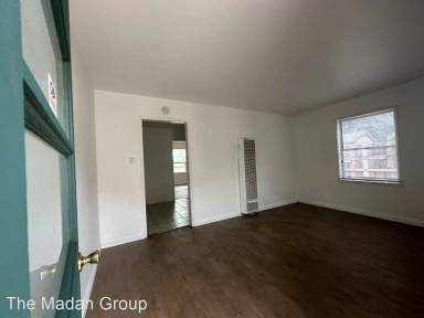 Main picture of 313 S Lemon St