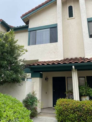 Main picture of 1425 Summit Dr