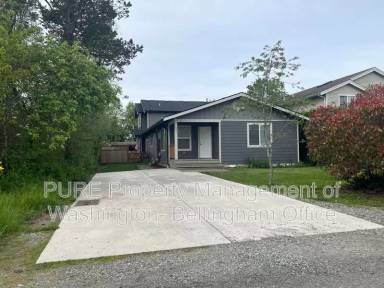 Main picture of 717 E St