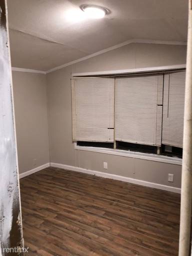 Main picture of 7051 Daniel Dr