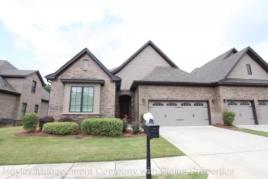 Main picture of 1684 Easton Ct