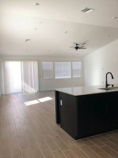 Main picture of 7520 Passionfruit Dr