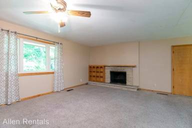 Main picture of 2301 Anderson Ave
