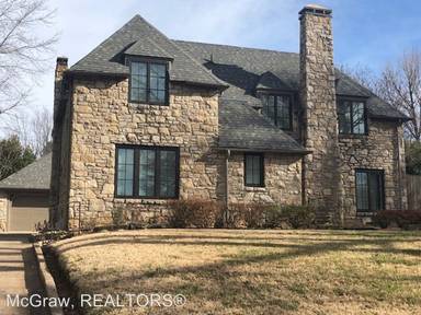 Main picture of 3125 S Zunis Ave